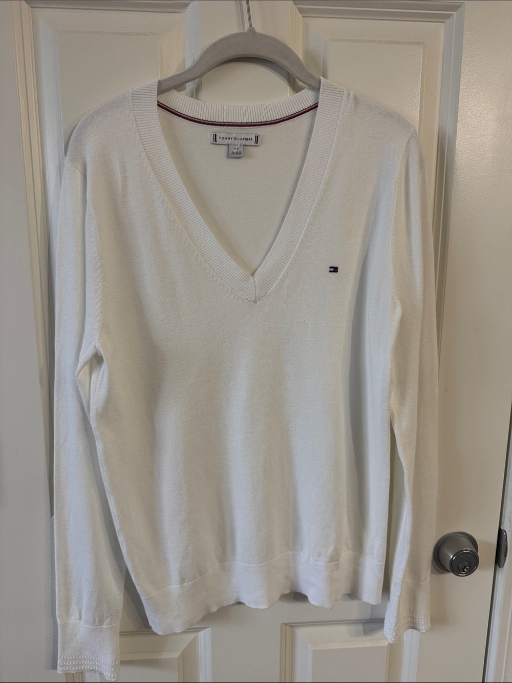 Tommy Hilfiger White V-Neck Sweater with Flag Detail
